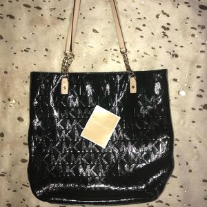 Michael Kors MK Signature Large Tote